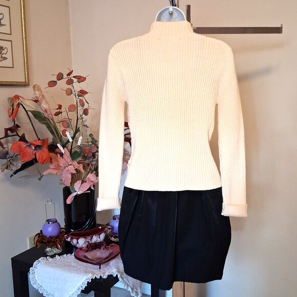 NWT Woman's Yellow One Button Knit Shrug Open Front Cardigan Lightweight Sweater - Picture 9 of 9